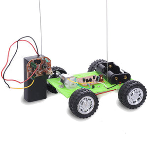 DIY Two-way Remote Control NO.14 Green Plastic Robot Tank Car Assembling Model Toy
