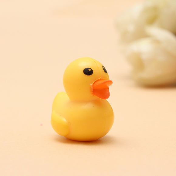 1:12 Simulation Miniature Rubber Ducky Decoration Toy For Dollhouse Office/Home/Car