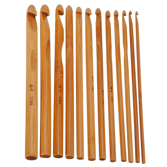 12 Bamboo Handle Crochet Hooks Needle Set