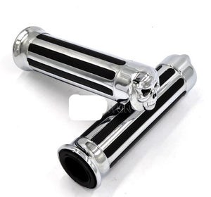 Aluminum Chrome Skull End Rubber Motorcycle Grips for Honda Magna Shadow 600/750/1100, Spirit 750, VTX1800