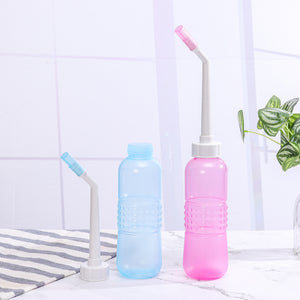 Portable Bidet Sprayer 560ml Personal Handheld Travel Toilet Hygiene Bottle