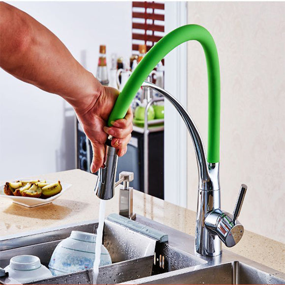 Kitchen Basin Sink Faucet 360 Rotation Pull Out Sprayer Hot Cold Mixer Tap Single Handle Brass Finish Deck Mount
