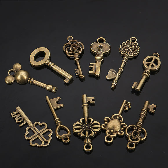 11pcs Mixed Antique Vtg old look Ornate Bronze Skeleton Keys Lot Pendant Fancy Heart Decorations