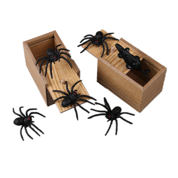 Prank Spider Inset Wooden Scare Box Trick Play Joke Lifelike Surprise April Fools' Day Funny Novelties Toys Gags Practical Gifts