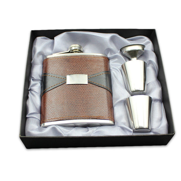 7oz Stainless Steel Portable Whiskey Hip Flask Foreskin Embossed Pot PU Leather Mini Jug Bottles