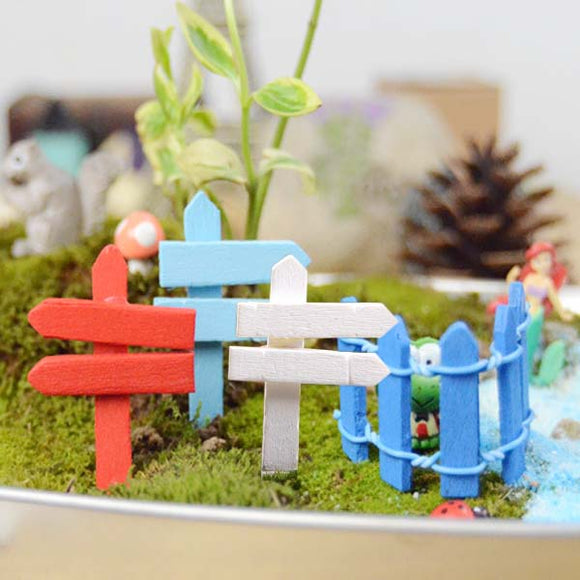 Micro Landscape Decorations Mini Wooden Road Sign Garden Landscaping