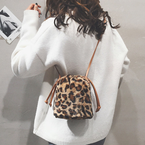 Leopard Print Plush Bucket Bag Shoulder Bag For Women