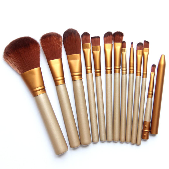 7Pcs Wood Foundation Cosmetic Brushes Set Kit Makeup Tools