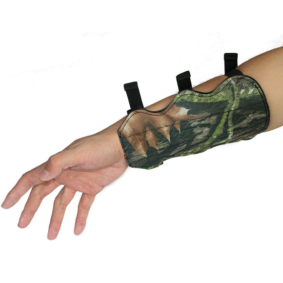 1Pcs Camouflage Archery Arm Guards Bow Protective Arm Sleeve With 3 Adjustable Elastic straps For Hunting Shooting